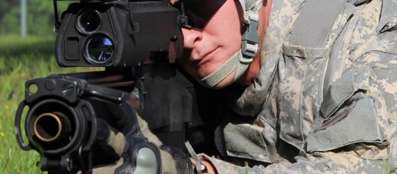 Ο αμερικανικός Στρατός επανεξετάζει την επαναφορά του βομβιδοβόλου XM-25